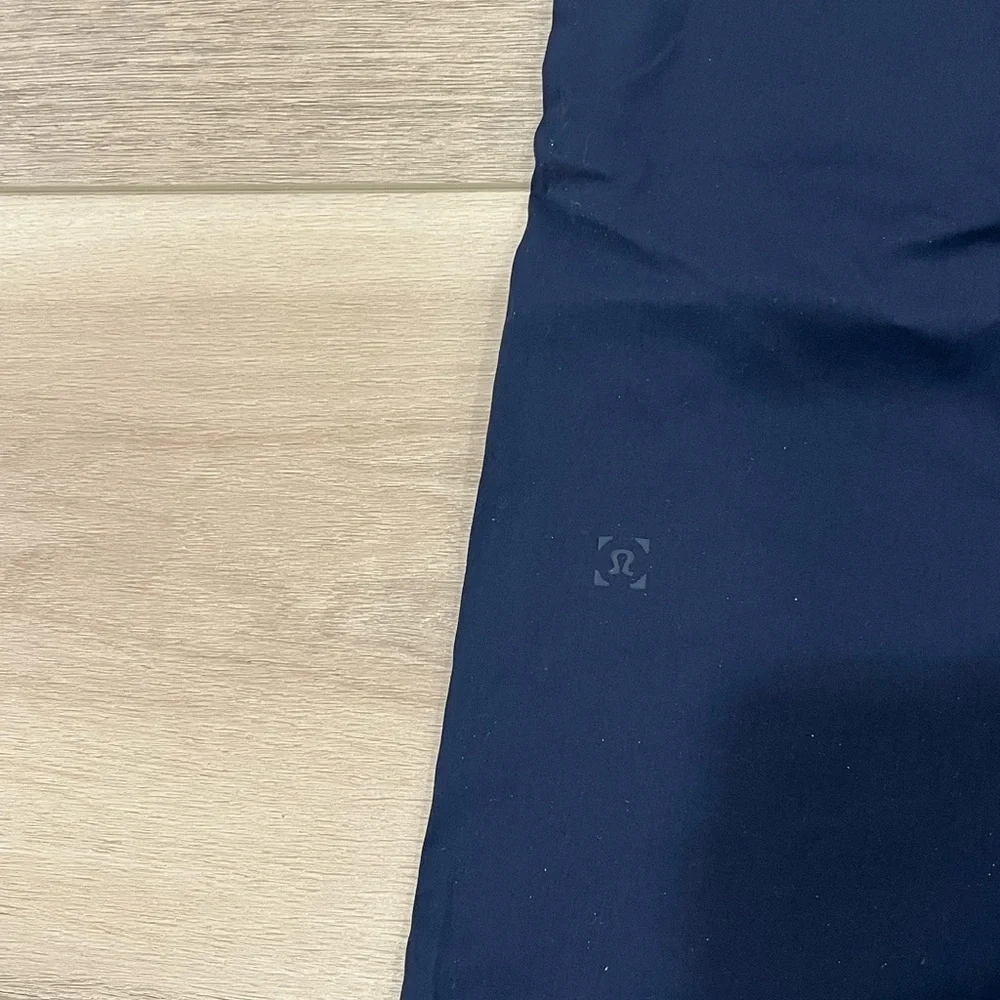 Lululemon Great Wall Pants Mens XL Lightweight Breathable Stretch Navy Blue